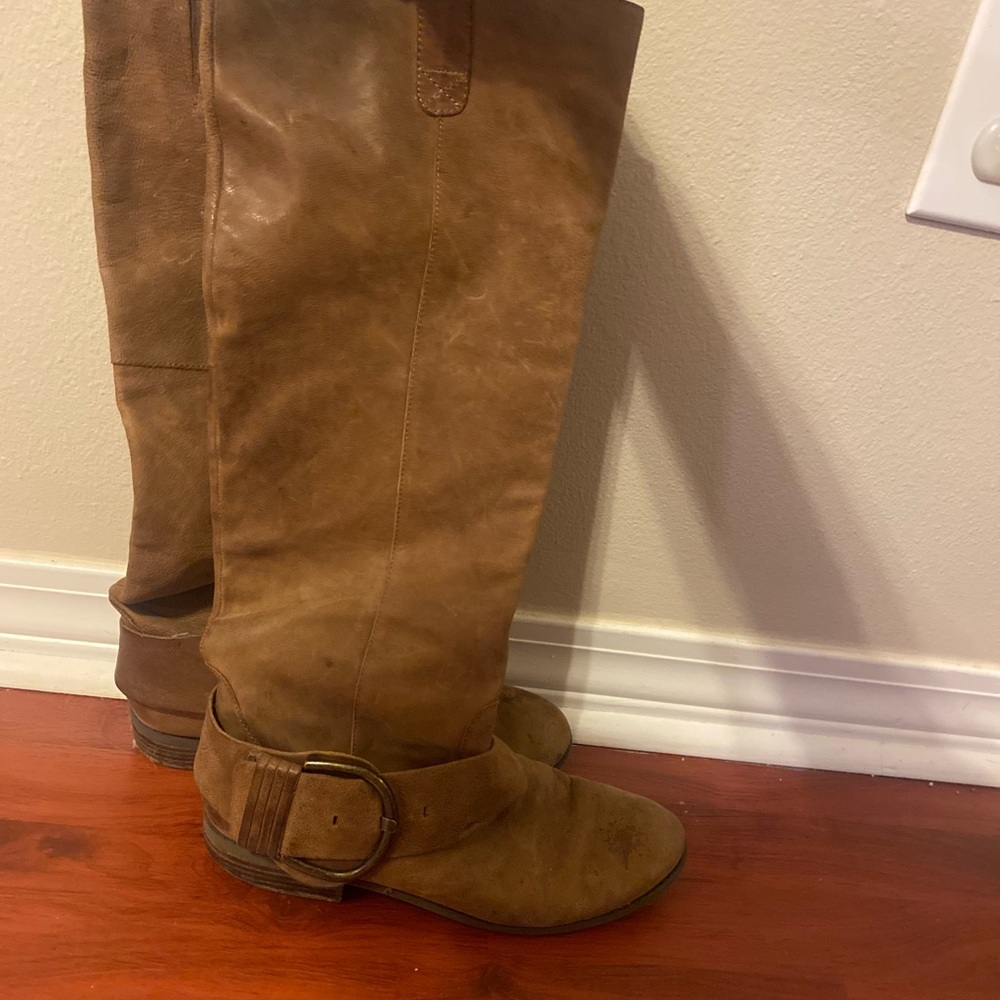 Brown boots
